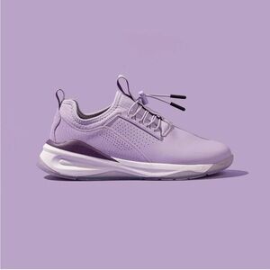 Clove nursing or healthcare shoes